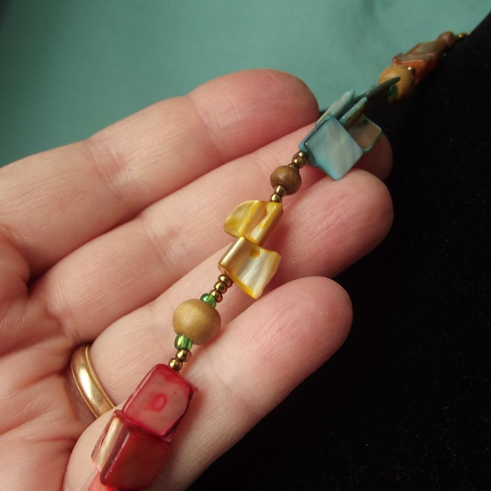 Multi Color Shell Necklace Long Strand - Picture 2 of 9